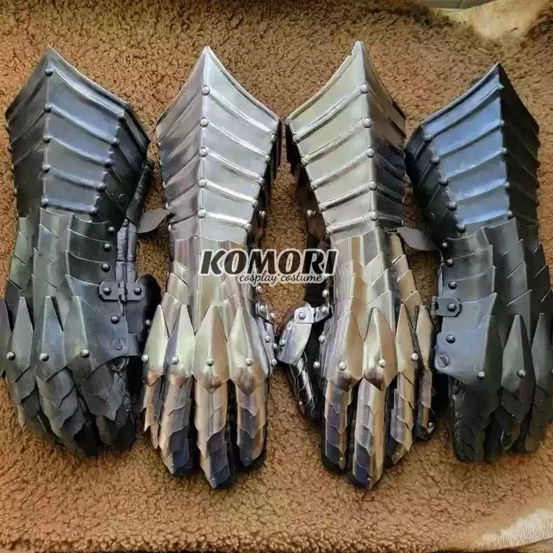 Real-Life inventory medieval gothic hand armor Lord of the Rings Ringwraith armor Dark Knight Iron Hand wearable