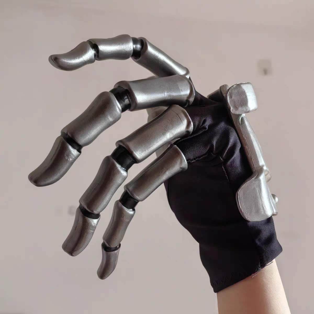 Violet Evergarden RoboticArm Cosplay